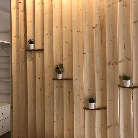 Area33 Guest House Болоня Екстериор снимка